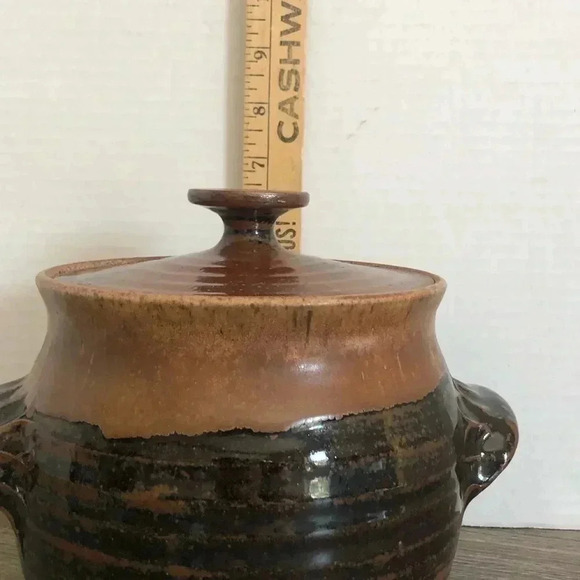 HOST PICK!  Vtg Hand Made Pottery Piece - Picture 11 of 12